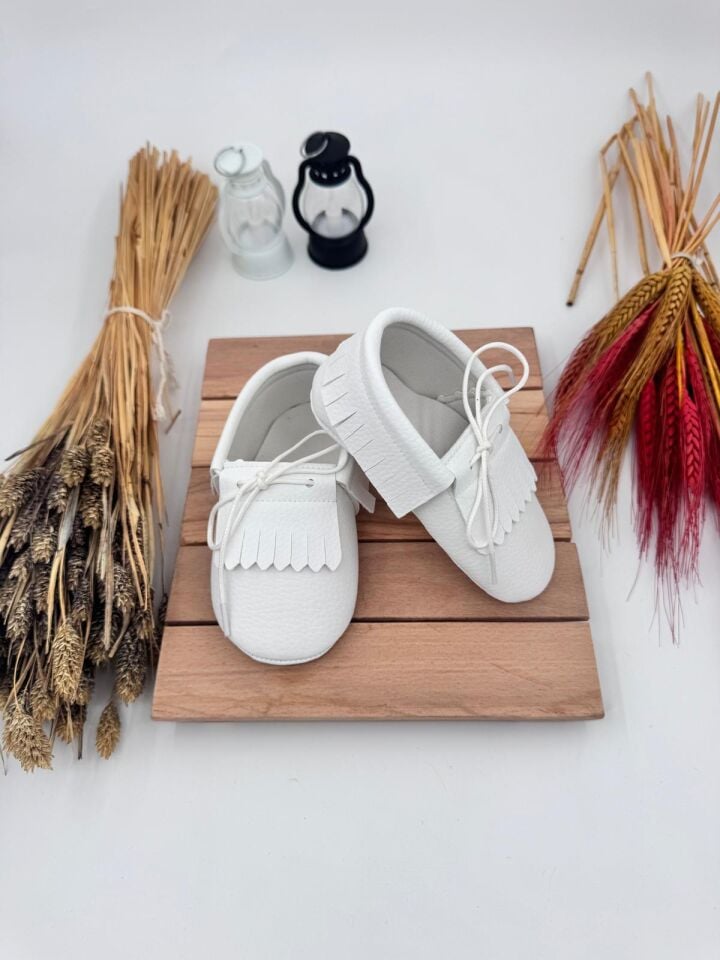 Tinny Beyaz Erkek Doğal Deri Bebek Makosen