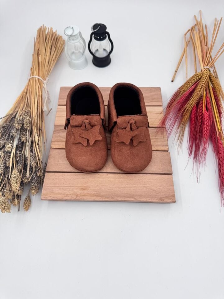 Tinny Kahverengi Erkek Doğal Deri Bebek Makosen Yıldız