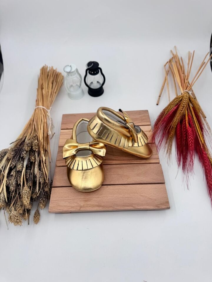 Minny Gold Doğal Deri Kız Bebek Makosen