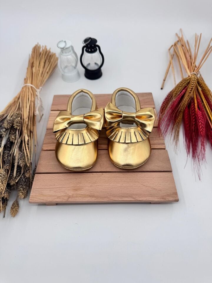 Minny Gold Doğal Deri Kız Bebek Makosen