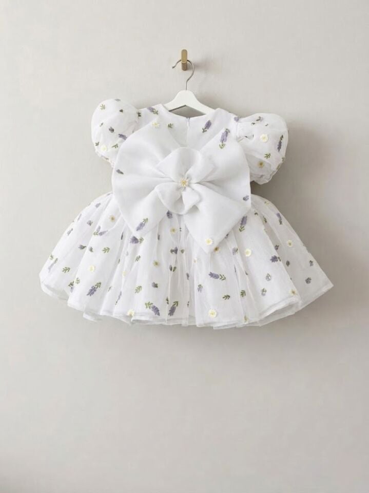 Daisy Çiçek İşlemeli Kız Çocuk Prenses Elbise – Çiçek Tül Detaylı Doğum Günü Elbisesi, Abiye