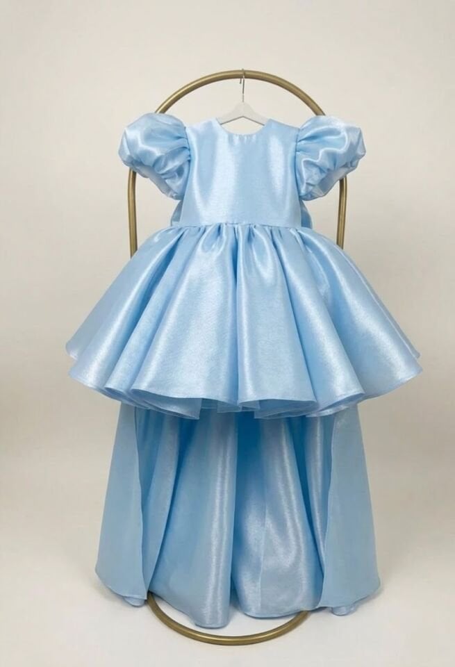 Annie Kız Çocuk Prenses Elbisesi – Mavi Büyük Fiyonklu Kuyruk Detaylı Model Abiye